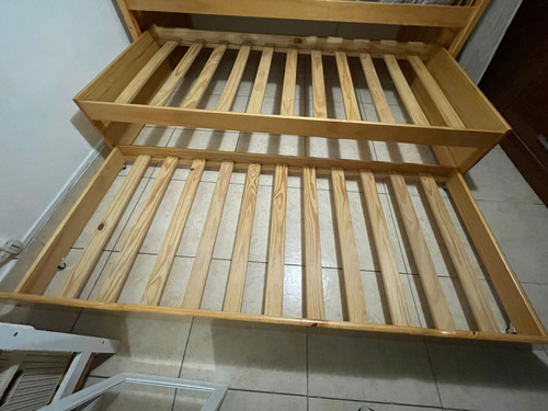 Tricama Una Plaza / Cama Triple + Un Colchón De Regalo (Usado)