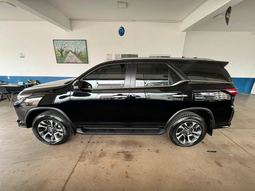Toyota Hilux SW4 Sw4 Dsl 4x4 Srx Diamond At 7s