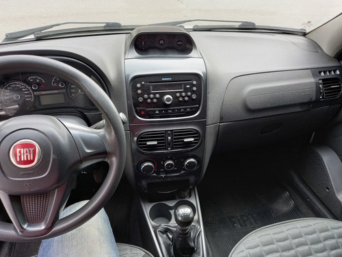 Imagem 4 de 11 de Fiat Strada 2015 1.8 16v Adventure Cab. Dupla Flex 3p