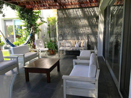 Imagen 10 de 13 de Casa En Venta José Ignacio 5 Dorm, 1015 M2 #1825