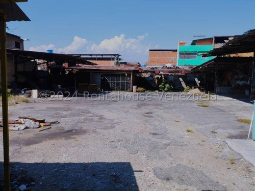 Alquiler De Dos Locales Comerciales A Pie De Calle Catia I