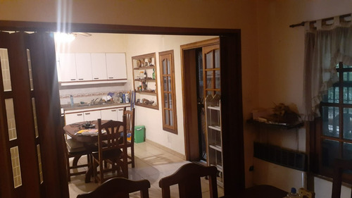 Casa Impecable Amplia 5 Ambientes En Ituzaingó Centro
