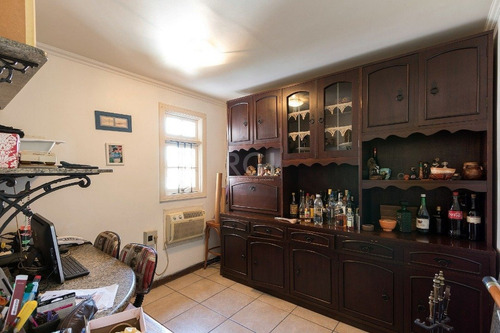 Casa Em Tristeza Com 5 Dormitórios - Lu431415
