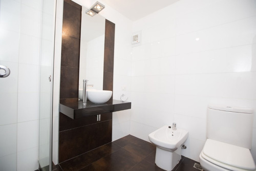 Alquiler Apartamento 3 Dormitorios 4 Baños Pocitos 2 Garajes
