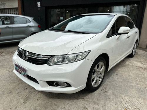 Honda Civic EXS AT