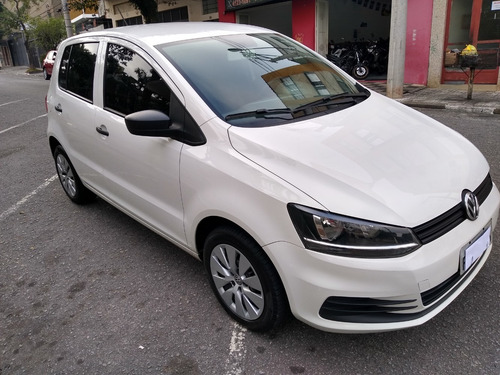 Volkswagem Fox Completo Trendline 1.0 Flex 2015