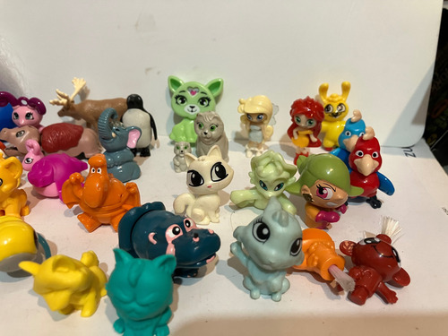 Lote De Juguetes Kinder X30 (Usado)
