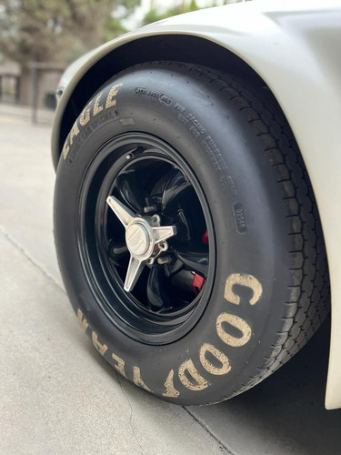 Ford Cobra V8