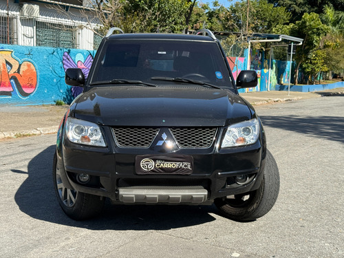 Mitsubishi Pajero TR4 2.0 4x2 Flex Aut. 5p