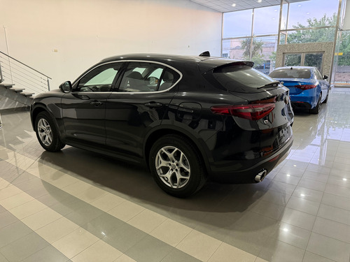 Alfa Romeo Stelvio 2.0 200cv Distinctive Q4