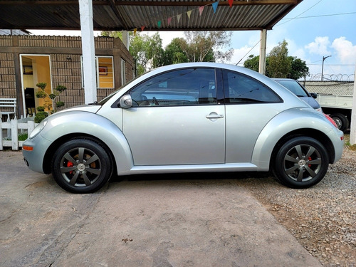 Imagen 4 de 13 de Volkswagen Beetle 2.0 Gls Qc Std Modelo 2009