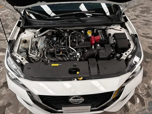 Nissan Sentra 2.0 Advance Mt