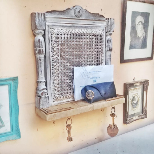 Porta Llaves Despojador Madera Y Esterilla Antiguo 