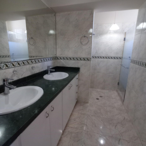 Hermoso Apartamento En La Llanada Con Vista Al Mar Y Espacios Únicos, Inversión Segura