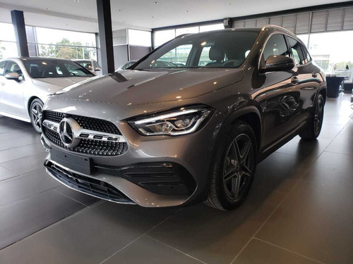 Mercedes Benz Gla200 Con Kit Amg Line 2021