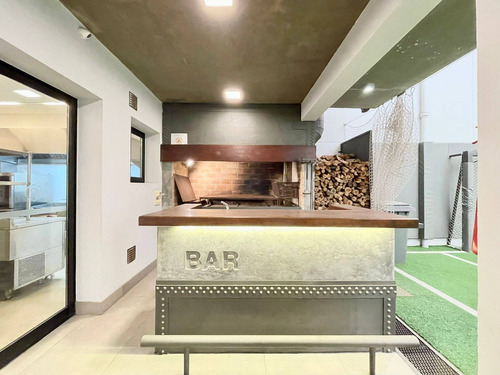 Venta De Local Comercial En Punta Carretas Con Renta