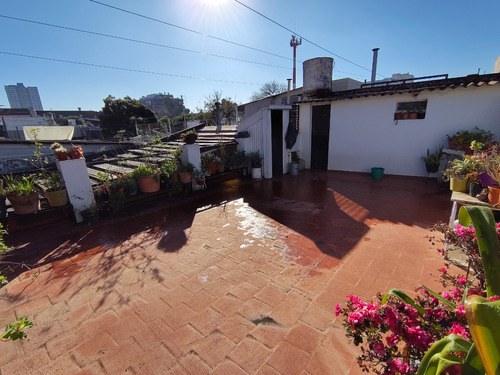 Venta Casa 4 Dorm., Patio Y Terraza - Boedo