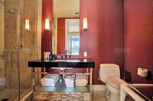Departamento En Venta En Bal Harbour, Miami, Florida