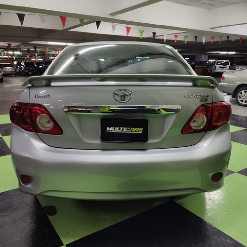 Imagen 5 de 9 de Toyota Corolla Aut