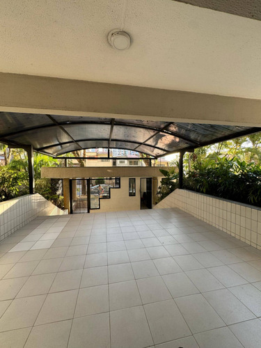 Solo Clientes Alquiler De Apartamento En Resd. San Andrés Iii El Bosque