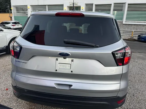 Ford Escape 2018. Motor 2.5