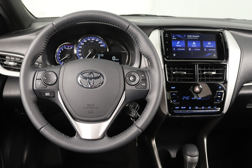 Imagen 10 de 15 de Toyota Yaris 1.5 Xls Pack Cvt 5p 2021 0km