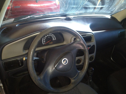 Imagem 6 de 9 de Fiat Palio 2005 1.0 Fire 5p