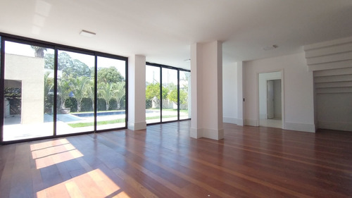 Alphaville 02 | Casa Alto Padrão | Nova | Residencial 02 | 5 Suítes | Venda - Cnc1187-2