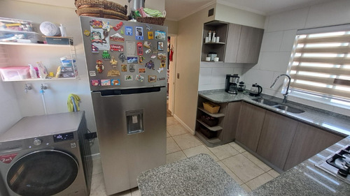 Amplia Y Como Nueva En Condominio A Minutos Portal Frontera