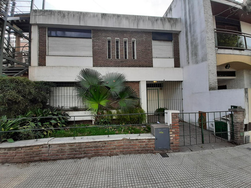 Casa 5 Ambientes A Refaccionar, Ideal Destino Comercial. Villa Devoto