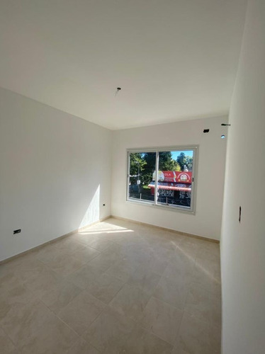 Imagen 6 de 8 de Departamento En Venta De 2 Dormitorios C/ Cochera En San Miguel