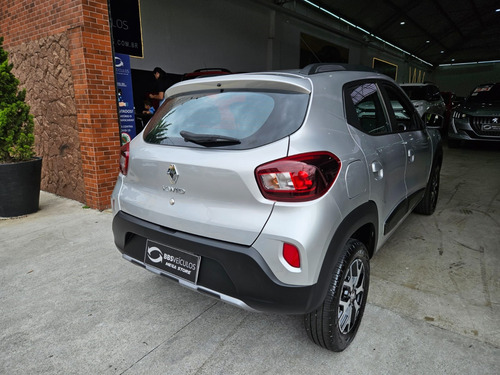 Renault Kwid 1.0 12V SCE FLEX OUTSIDER MANUAL
