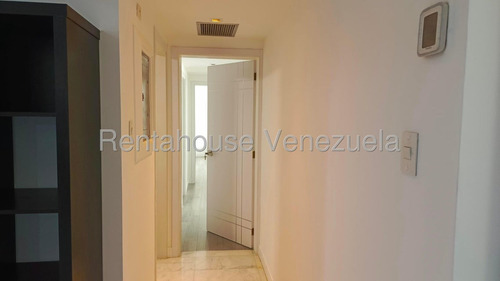 Sb Alquiler Atrium, Es Un Exclusivo Conjunto Residencial Ubicado En El Rosal, Cuenta Con 134,72 Mts2