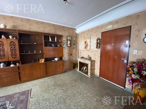 Imagen 2 de 9 de Venta De Departamento 2 Ambientes En Wilde (24567)