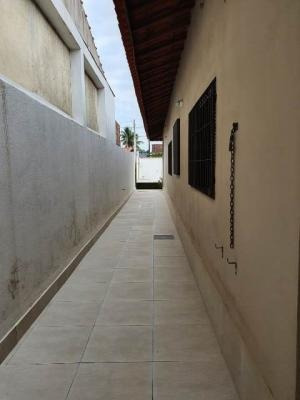 Imagem 6 de 14 de Casa Com Piscina E 3 Dormitórios, Lado Praia Em Itanhaém