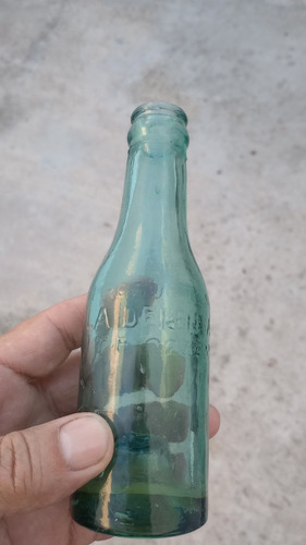 Botella Antigua Ute Productos La Defensa Muy Rara 