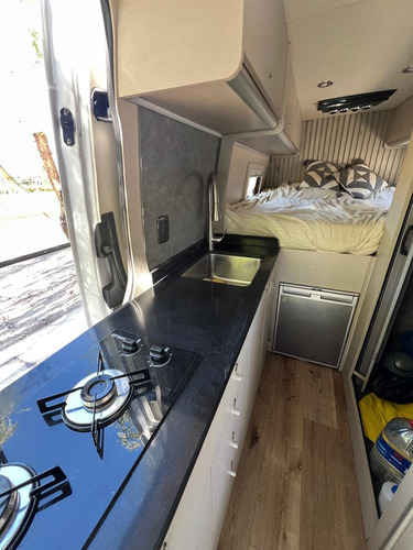 Mercedes Benz Sprinter