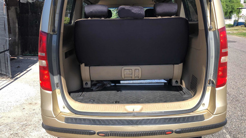 Hyundai H1 2.5 Premium 1 Mt 2011