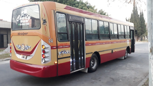 Imagen 15 de 25 de Mercedes.2014 1418.