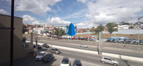 Imagem 5 de 12 de Ampla Loja Coml Localizada Em Centro Coml Com Acesso Pela Local Da Raposo - 3580