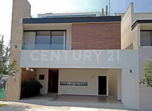 Casa En Venta En Cumbres Peninsula