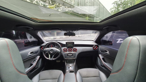 Mercedes Benz A45 Amg Modelo 2015