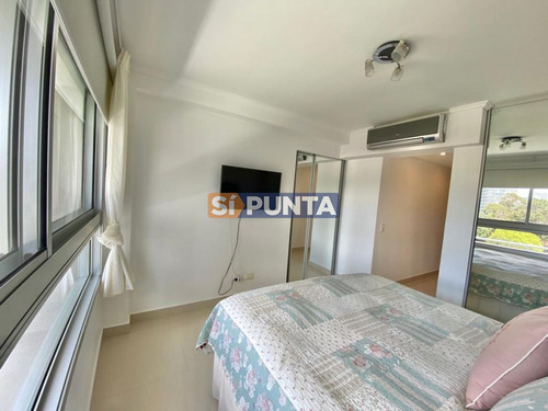 Imagen 11 de 17 de Venta De Apartamento De 2 Dormitorios En Miami Boulevard Punta Del Este