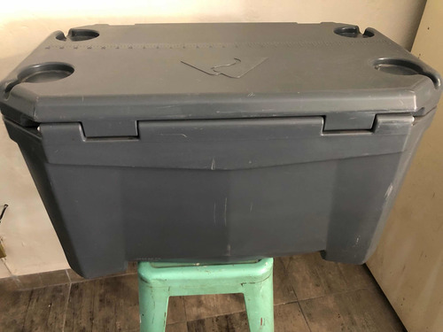 Hielera Ozark Trail 52qt (grande) De Uso Ruso Rotomoldeada (Usado)