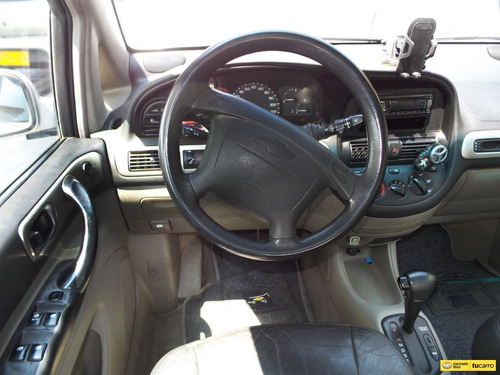 Imagen 20 de 25 de Chevrolet Vivant Lt