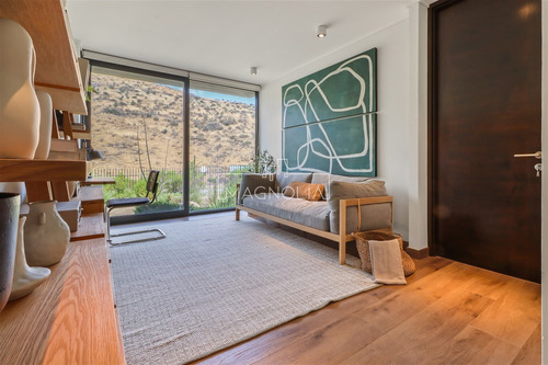 Casa En Venta De 3 Dorm. En Colina