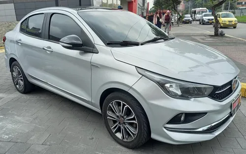 Fiat Cronos Precision Mt 1.8 Sedan 2019