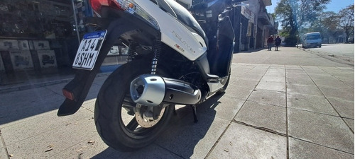 Imagen 8 de 8 de Kimco 200 I Agilyti 16+ 2021