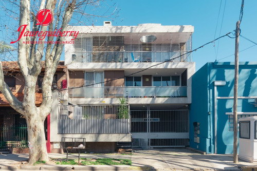 Apto Credito - Departamento En Venta En San Isidro Con Cochera