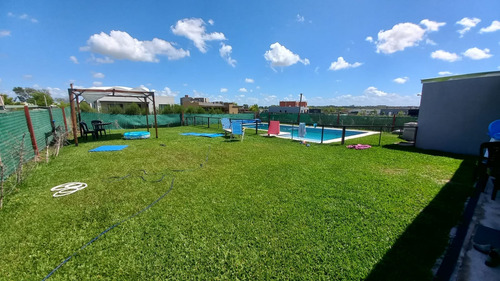 Casa 4 Ambientes En Venta En Barrio Privado San Sebastián